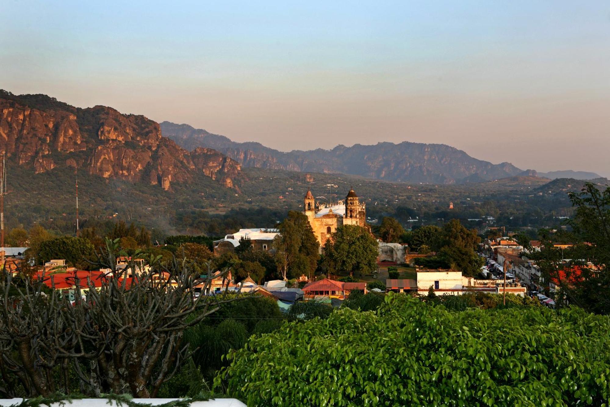 Posada del Tepozteco Tepoztlán Exterior foto